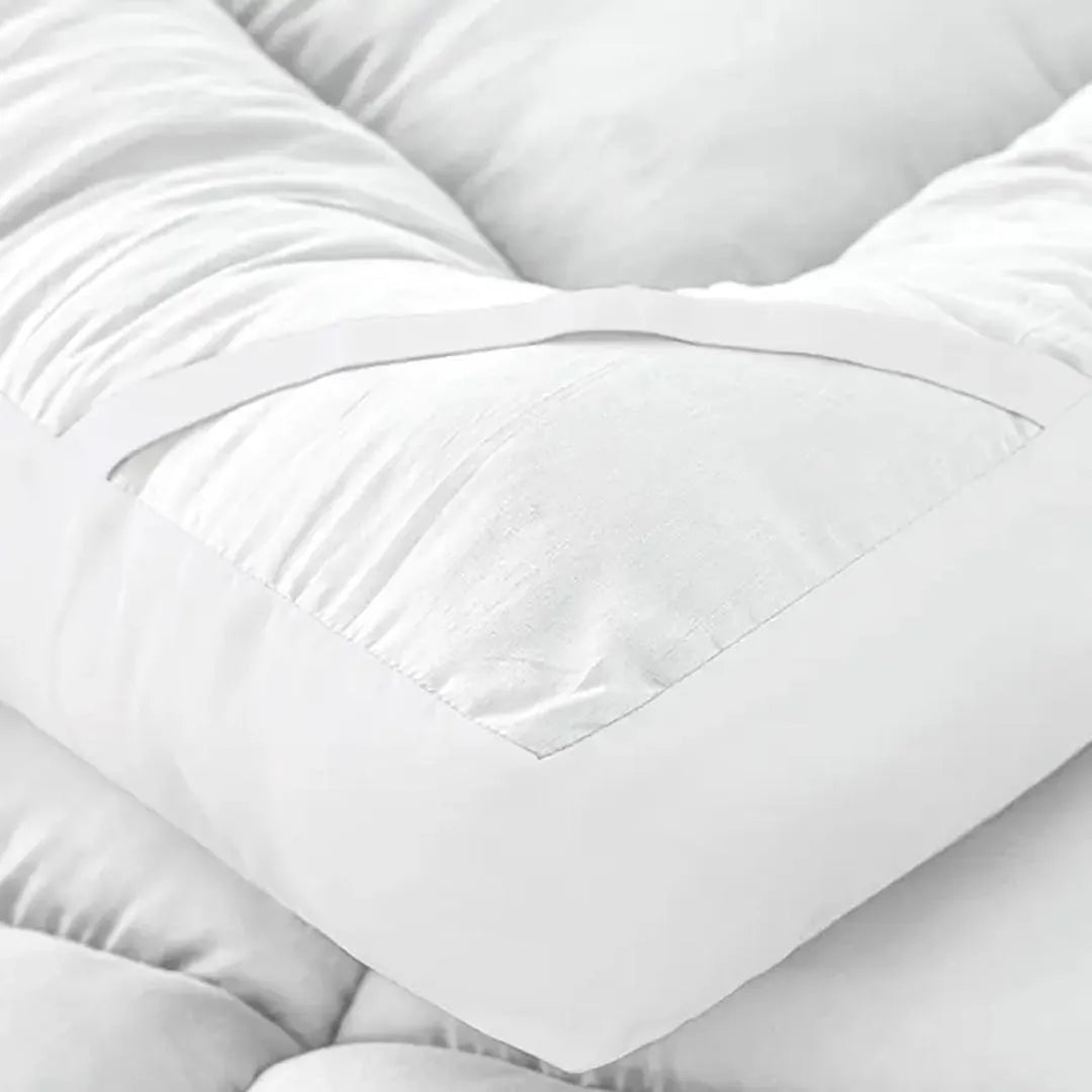 Hotel Quality Mattress Topper - Extra Thick 10cm with Elastic Straps