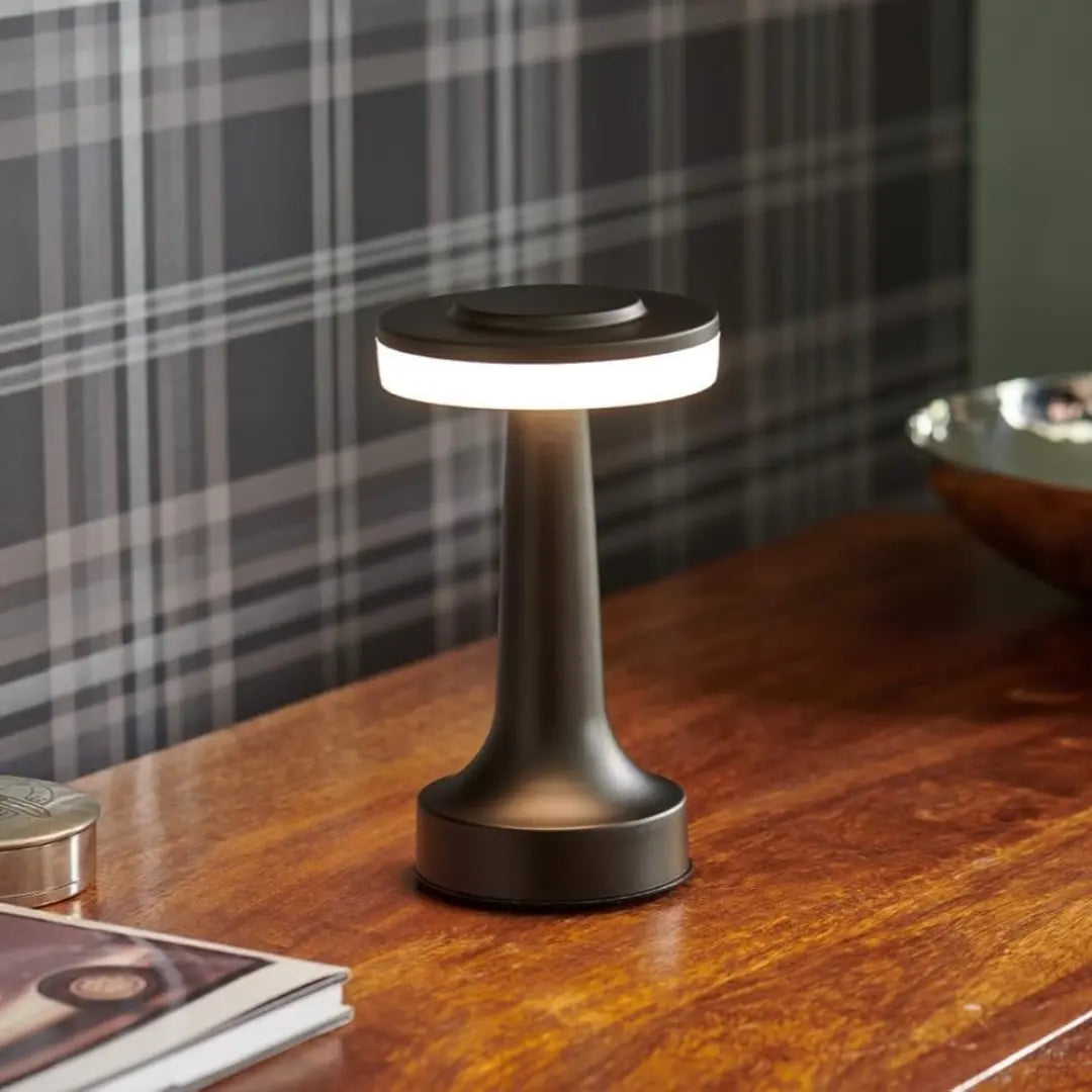 Novara - Retro Bar Table Lamp