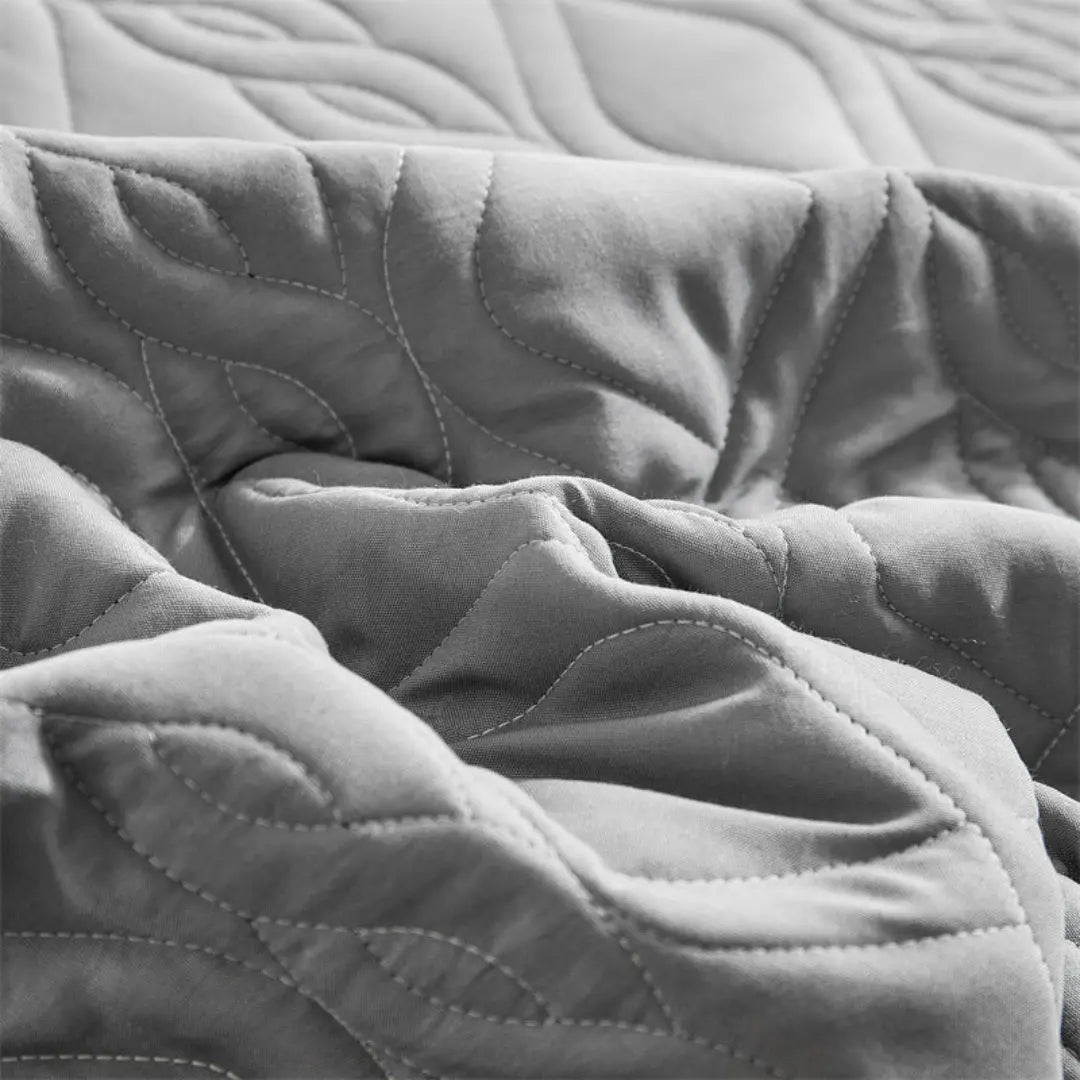 Arvella 3-Piece Lightweight Rhombus Quilted Bedspread Set - Diamond Pattern Embossed Quilt with Pillow Shams