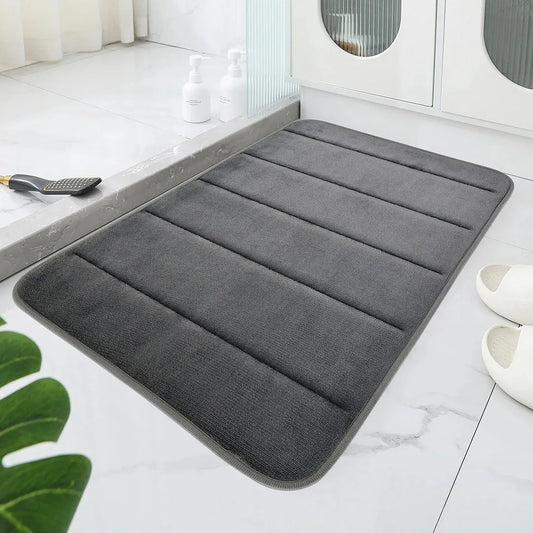 Plush Coral Velvet Bath Mat - Modern Geometric Pattern Bathroom Rug