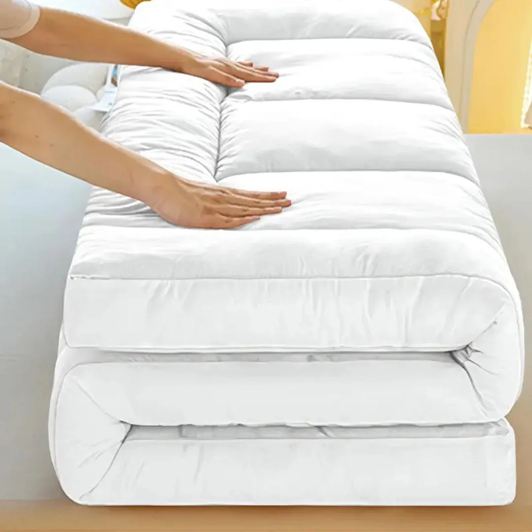 Hotel Quality Mattress Topper - Extra Thick 10cm with Elastic Straps
