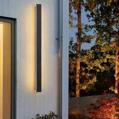 Aluminium Backlit Wall Lamp - Sleek Outdoor Fixture with Modern Glow and Durability