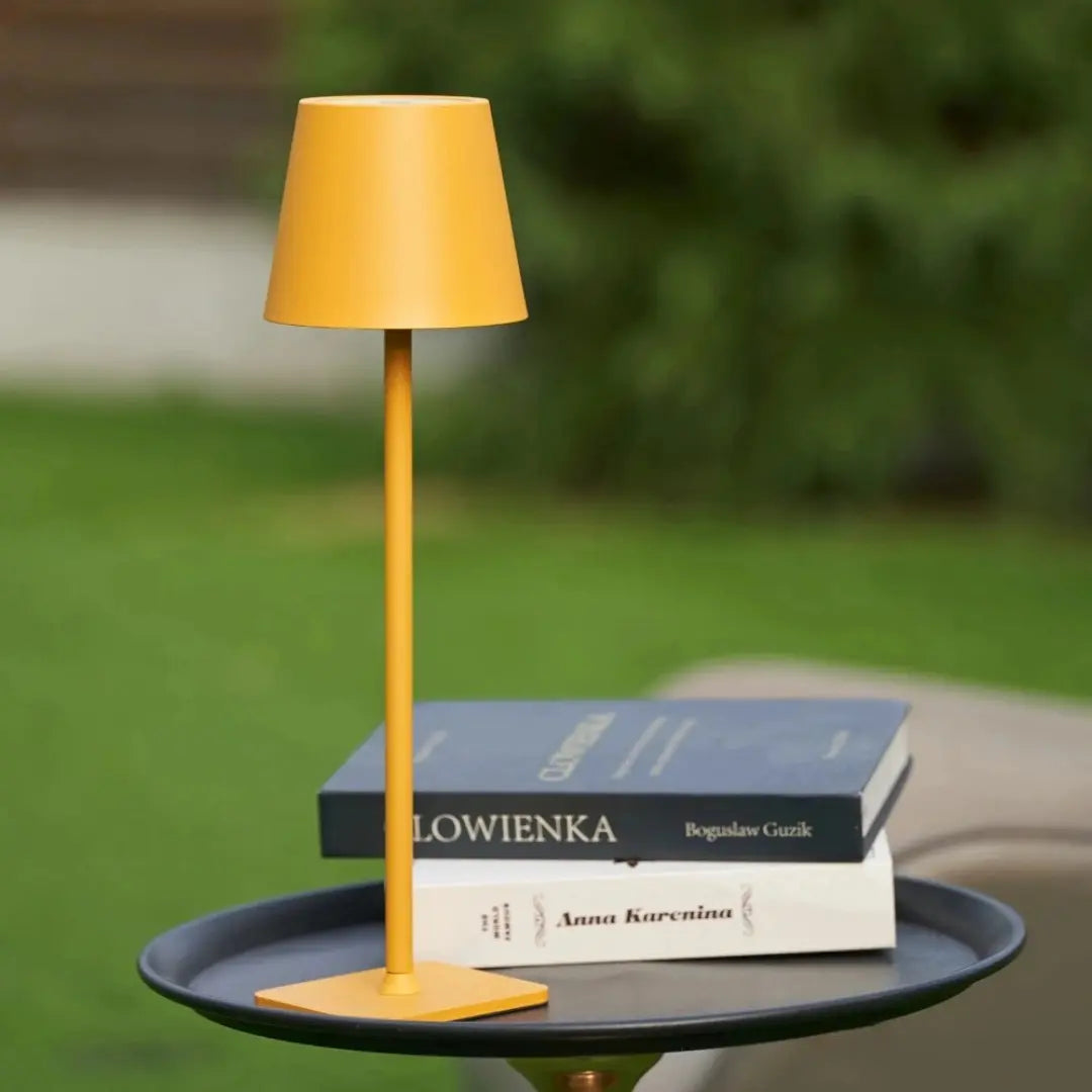 Nivora - Dimmable Tall Table Lamp