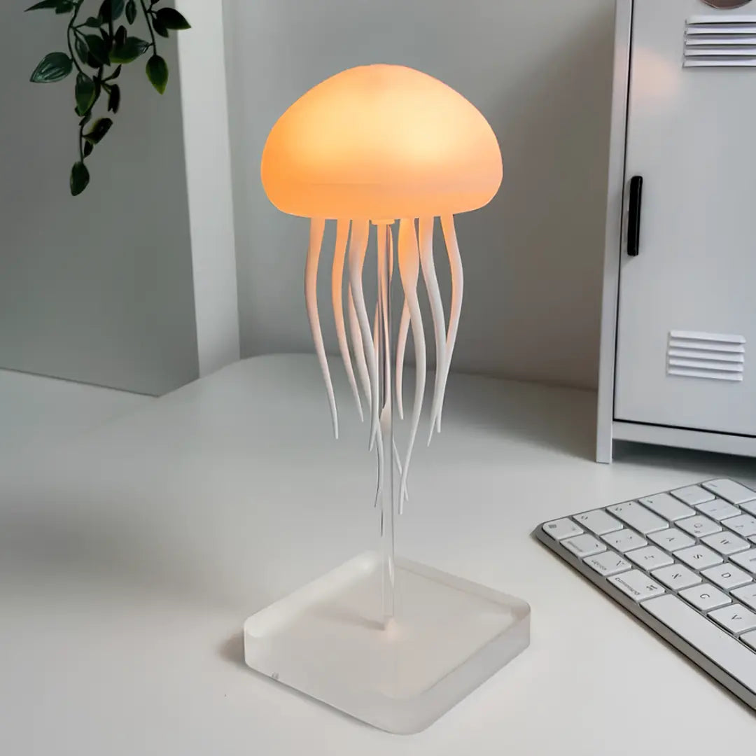 Medusa Floating Glow