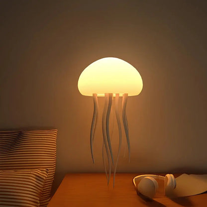 Medusa Floating Glow