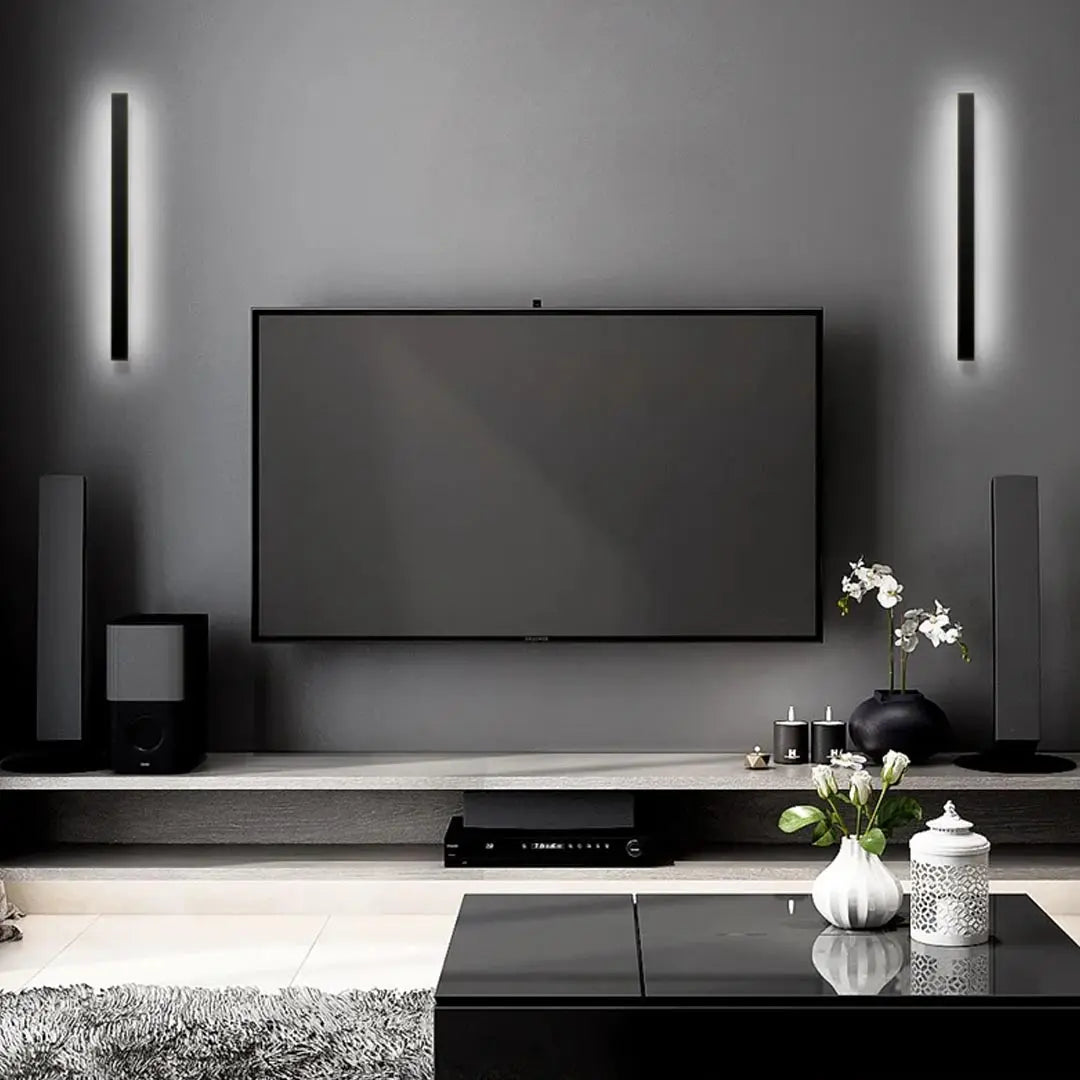 Aluminium Backlit Wall Lamp - Sleek Outdoor Fixture with Modern Glow and Durability