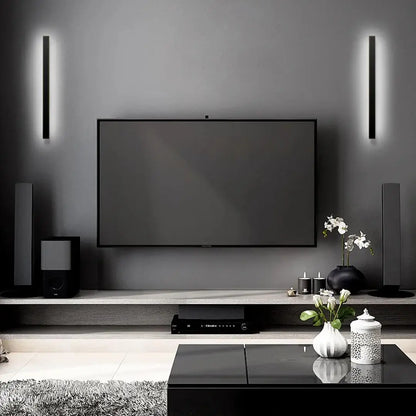 Aluminium Backlit Wall Lamp - Sleek Outdoor Fixture with Modern Glow and Durability