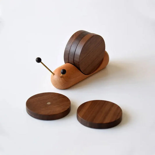 Snail Shaped Wooden Cup Mat Set