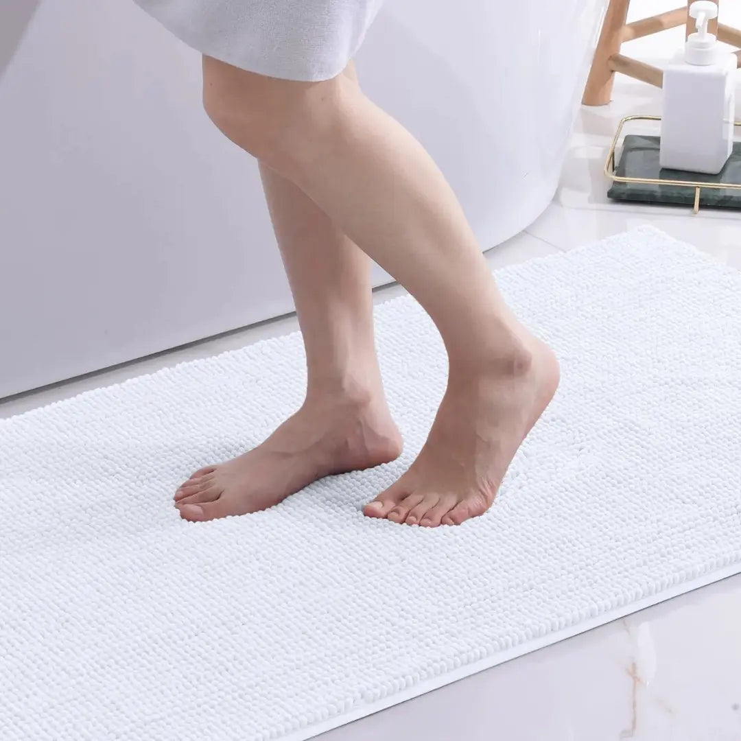 Chenille Bathroom Mat - Ultra Soft, Quick-Dry & Non-Slip Washable Rug